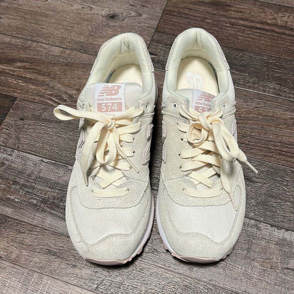 New Balance 574 Size 8.5
